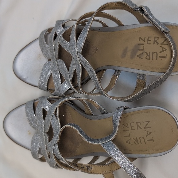 Naturalizer "Delma" Heels Sandals 9.5 Silver Metallic Like New Condition - Picture 8 of 10